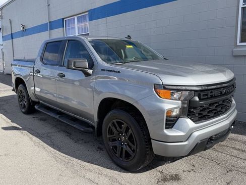 Used 2023 Chevrolet Silverado 1500 Custom w/ LPO, Dark Essentials Package AWD/4WD image 5