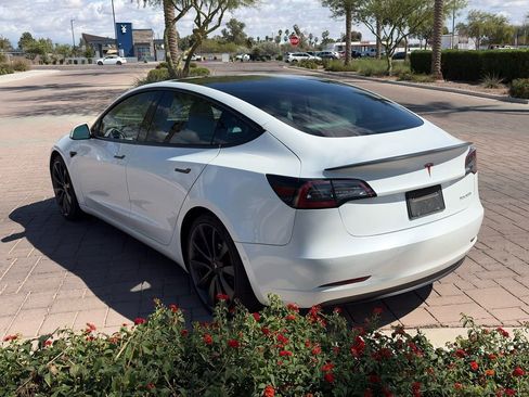 Used 2020 Tesla Model 3 Performance image 4