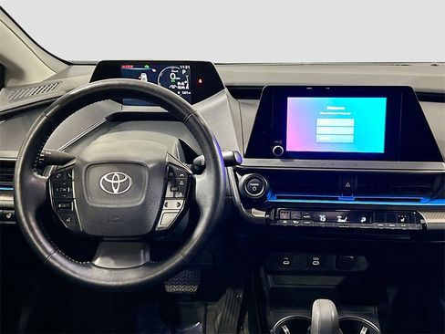 Used 2024 Toyota Prius XLE image 19