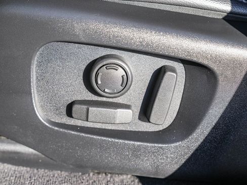 Used 2024 Land Rover Range Rover Velar S image 20