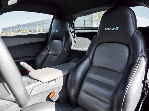 Used 2009 Chevrolet Corvette ZR1 w/ Preferred Equipment Group image 52