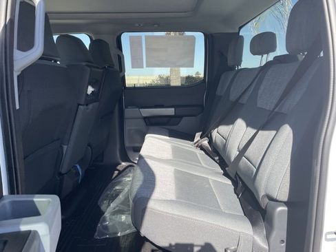 New 2026 Ford F250 XLT w/ FX4 Off-Road Package image 20