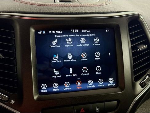 Used 2022 Jeep Cherokee Trailhawk w/ Premium Leather Package image 37