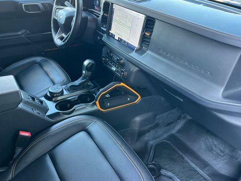 Certified 2024 Ford Bronco Badlands image 17
