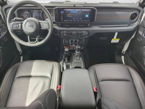 Used 2026 Jeep Gladiator Mojave AWD/4WD image 18