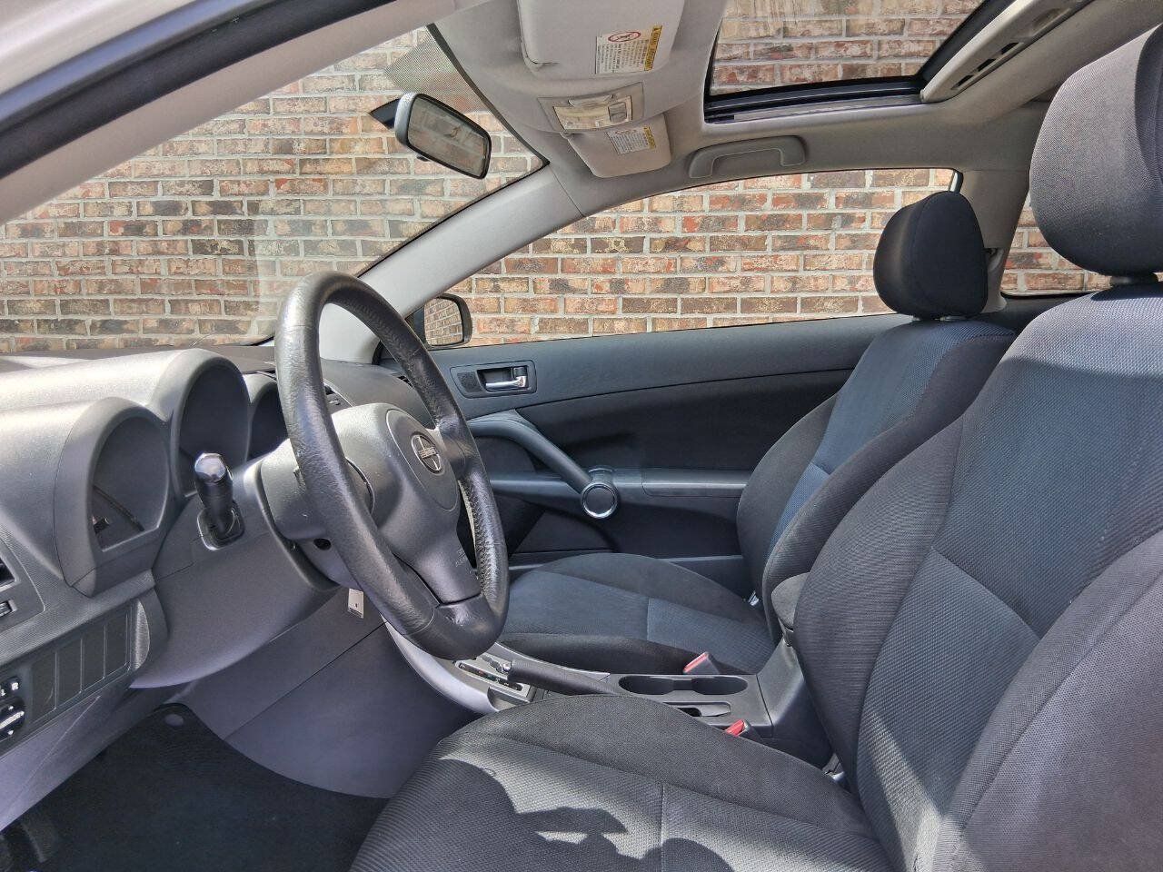 Used 2005 Scion tC FWD image 9