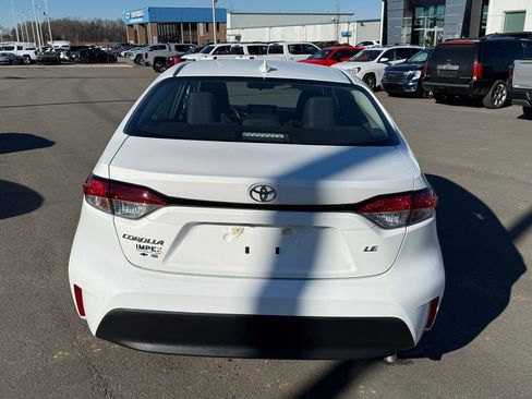 Used 2025 Toyota Corolla LE image 5