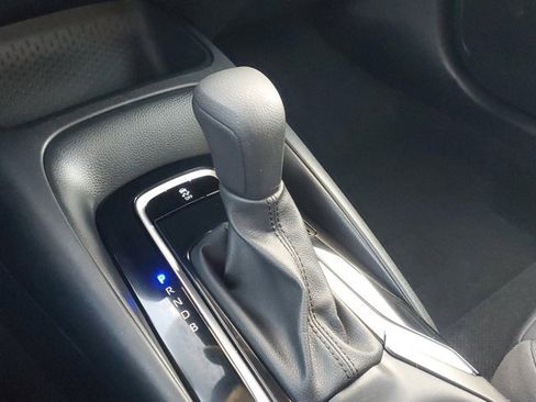 Certified 2024 Toyota Corolla LE image 28