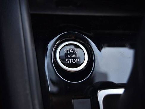 New 2025 Nissan Versa SV image 16