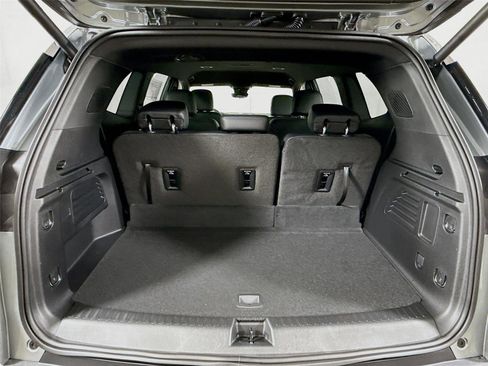 New 2026 GMC Acadia Elevation w/ Elevation Premium Package AWD/4WD image 21