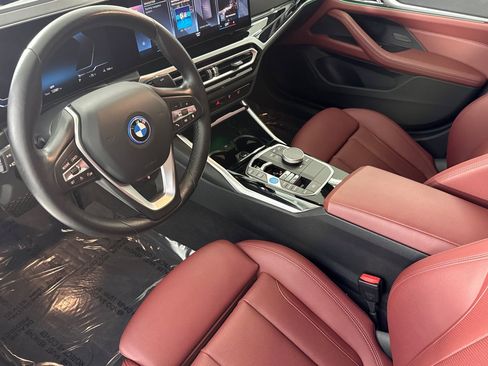 Used 2023 BMW i4 eDrive35 w/ Premium Package RWD image 4