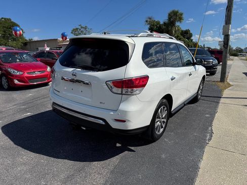 Used 2013 Nissan Pathfinder SV image 8