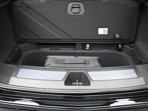 New 2026 Cadillac Lyriq Premium Sport image 18