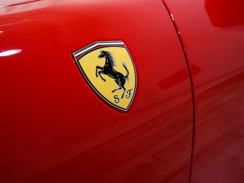 Used 2023 Ferrari Roma image 5