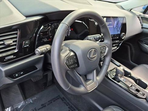 Used 2024 Lexus NX 250 FWD w/ Cold Area Package image 10