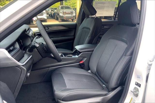 New 2026 Jeep Grand Cherokee Laredo AWD/4WD image 22