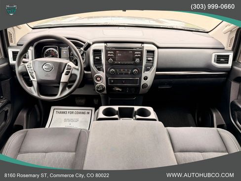 Used 2017 Nissan Titan SV AWD/4WD image 13