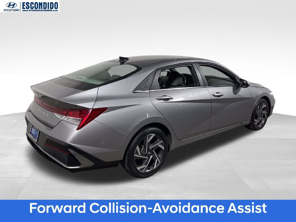 Certified 2025 Hyundai Elantra SEL FWD image 3