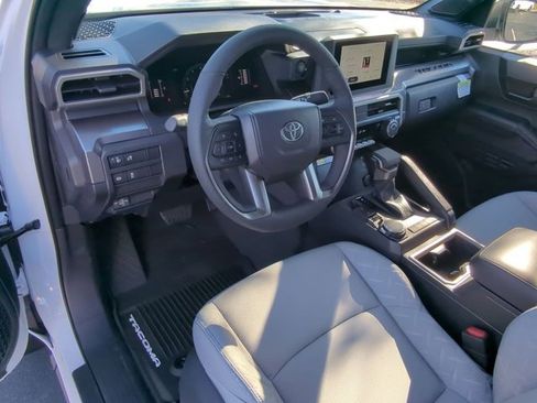 Certified 2025 Toyota Tacoma SR5 image 9