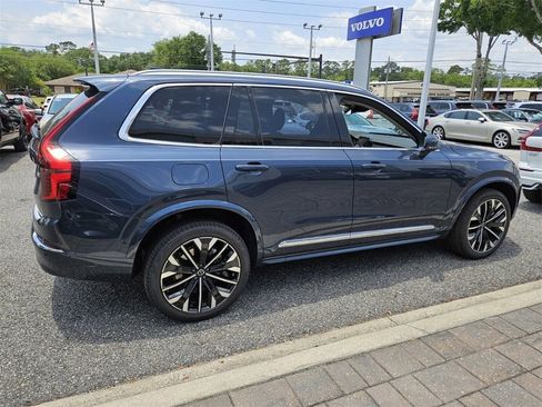 New 2025 Volvo XC90 T8 Plus w/ Protection Package Premier image 15