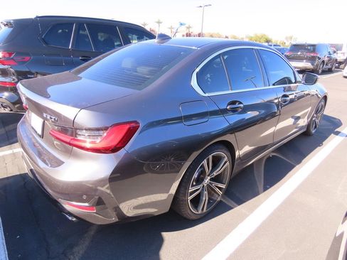Used 2019 BMW 330i Sedan w/ Convenience Package image 3