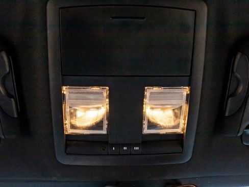 Used 2022 Dodge Challenger R/T Scat Pack RWD image 24