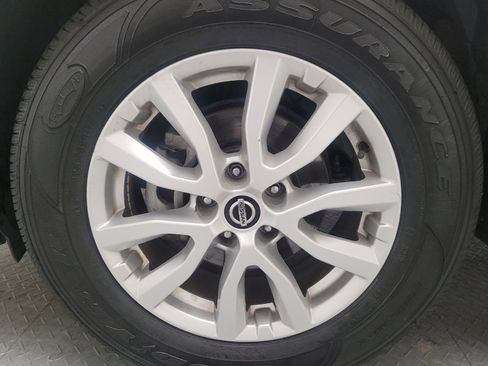 Used 2020 Nissan Rogue SV AWD/4WD image 31