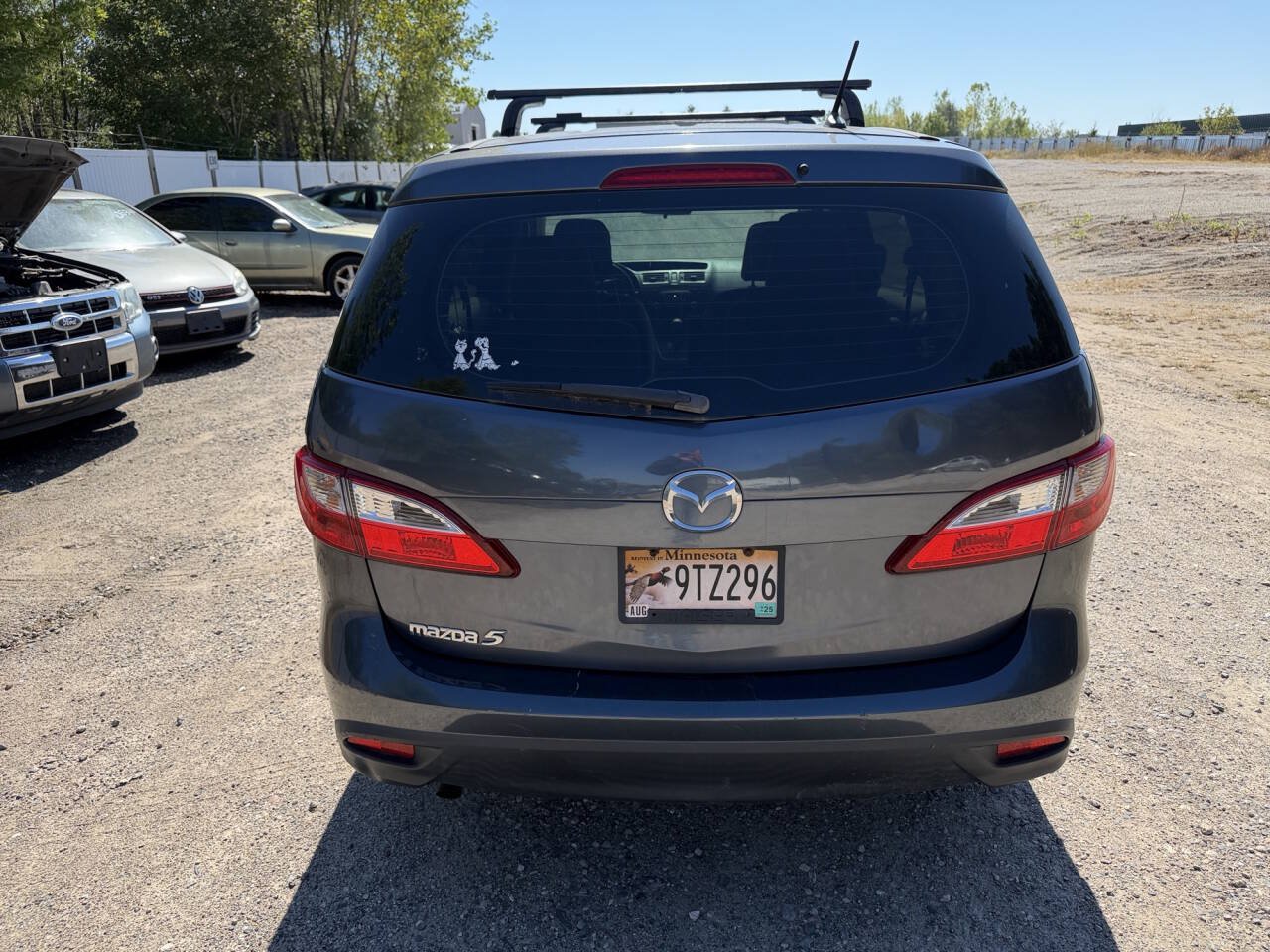 Used 2012 MAZDA MAZDA5 Sport FWD image 4