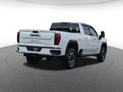 Used 2025 GMC Sierra 2500 Denali Ultimate w/ LPO, GMC Protection Package AWD/4WD image 5