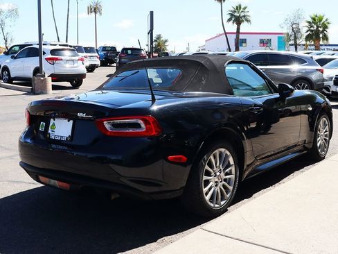 Used 2018 FIAT 124 Spider Classica w/ Technology Group image 13