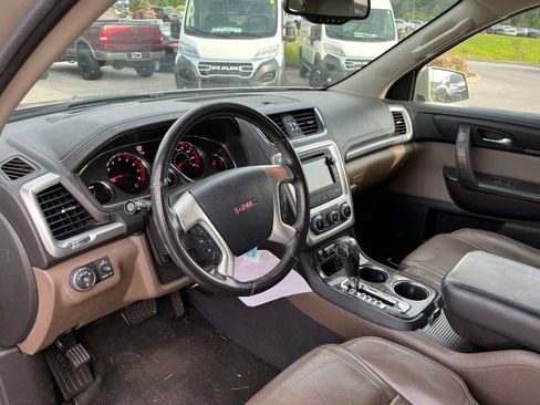 Used 2017 GMC Acadia Limited SLT AWD/4WD image 6