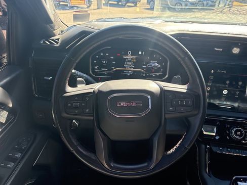 Used 2023 GMC Sierra 1500 AT4X image 16