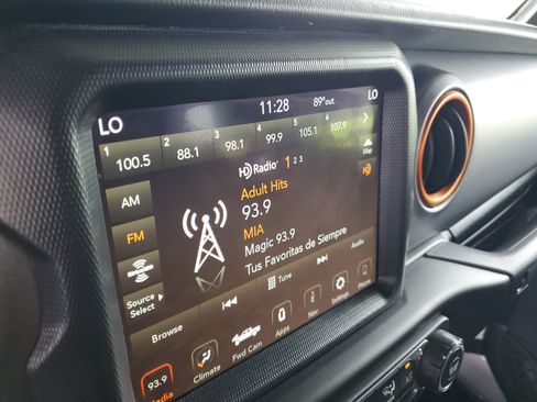 Certified 2021 Jeep Gladiator Mojave AWD/4WD image 26