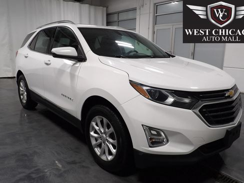 Used 2018 Chevrolet Equinox LT w/ Sun & Infotainment Package FWD image 1
