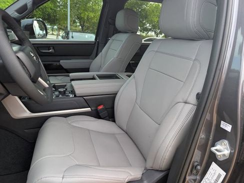 New 2026 Toyota Tundra Limited AWD/4WD image 19