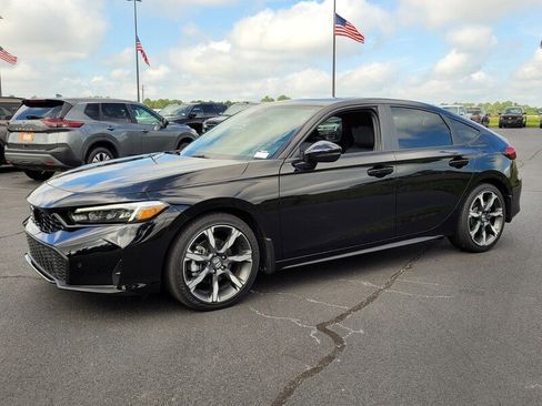 Used 2025 Honda Civic Sport Touring image 3