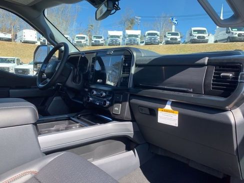 New 2026 Ford F350 Lariat w/ Lariat Ultimate Package AWD/4WD image 16