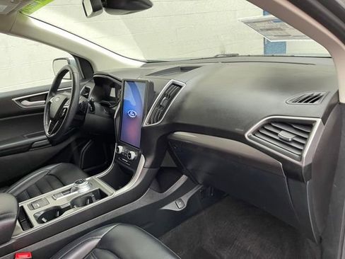 Used 2024 Ford Edge SEL w/ Convenience Package image 36