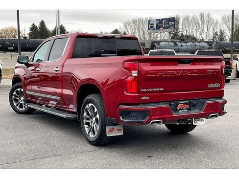 Used 2024 Chevrolet Silverado 1500 High Country w/ Technology Package image 12
