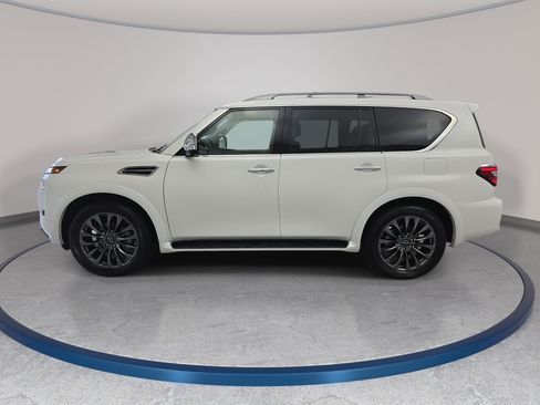 Used 2024 Nissan Armada Platinum w/ Cargo Package AWD/4WD image 8