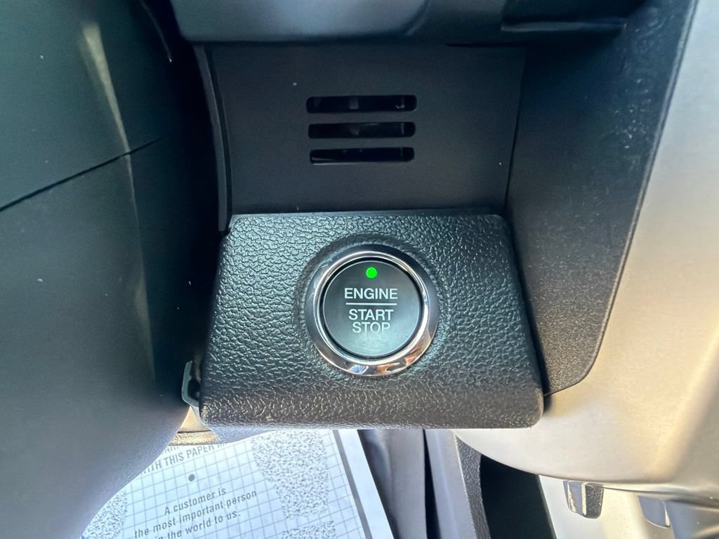 Used 2019 Ford F150 Lariat w/ Equipment Group 502A Luxury AWD/4WD image 30