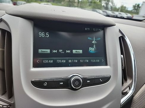Used 2018 Chevrolet Cruze LS FWD image 17