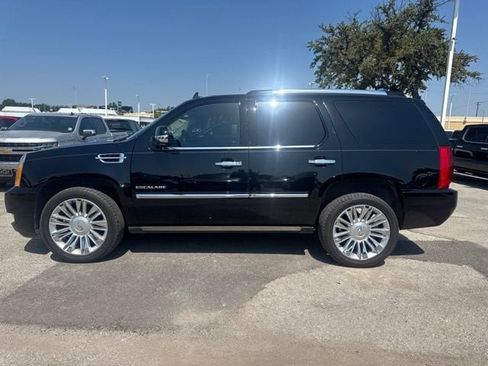 Used 2014 Cadillac Escalade Platinum AWD/4WD image 6