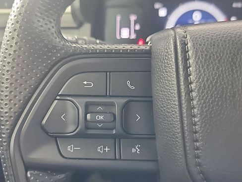 Used 2025 Toyota Tacoma SR5 image 24