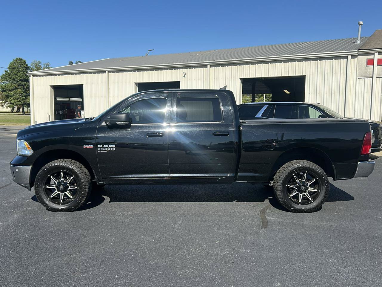 Used 2019 RAM 1500 Big Horn AWD/4WD image 8