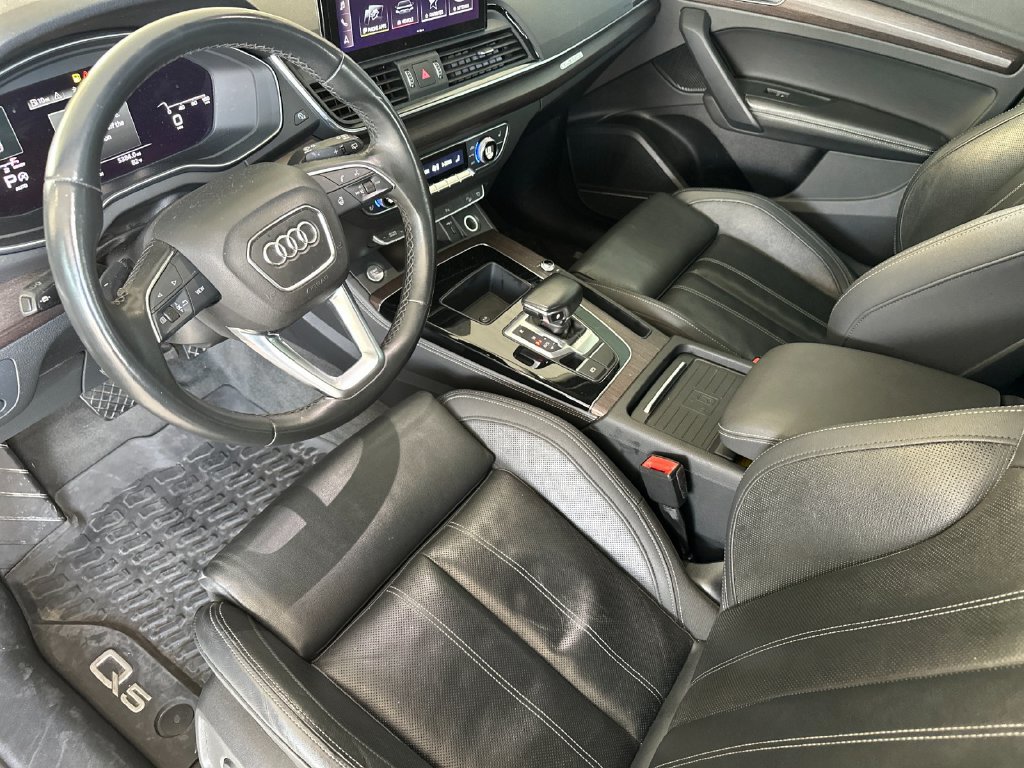 Used 2021 Audi Q5 2.0T Premium Plus w/ Premium Plus Package AWD/4WD image 9