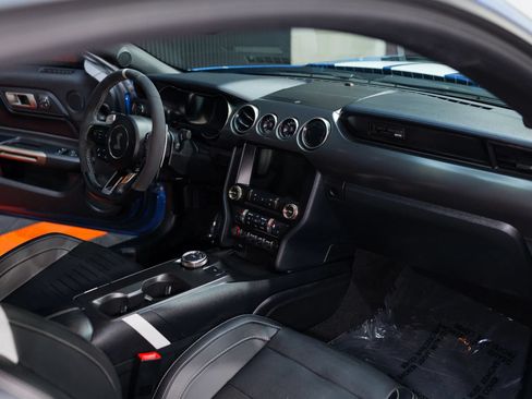 Used 2021 Ford Mustang Shelby GT500 w/ Technology Package RWD image 32