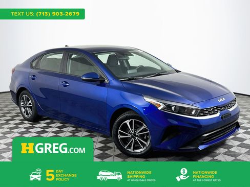 Used 2022 Kia Forte LXS w/ LXS Technology Package FWD image 1