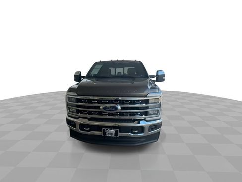 Used 2023 Ford F350 Lariat w/ Lariat Ultimate Package AWD/4WD image 3