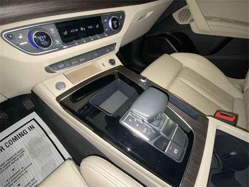 Used 2024 Audi Q5 2.0T Premium Plus image 20